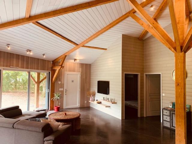 L Estanguet Maison Octogonale En Foret Rion-Des-Landes Exterior photo